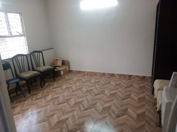 Bedroom in 2 BHK Builder Floor at Sheikh Sarai Phase 2 – for Rent