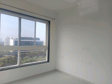 Room in 1 BHK Apartment at Kanchan Osian One and Only, Koregaon Park – for Rent