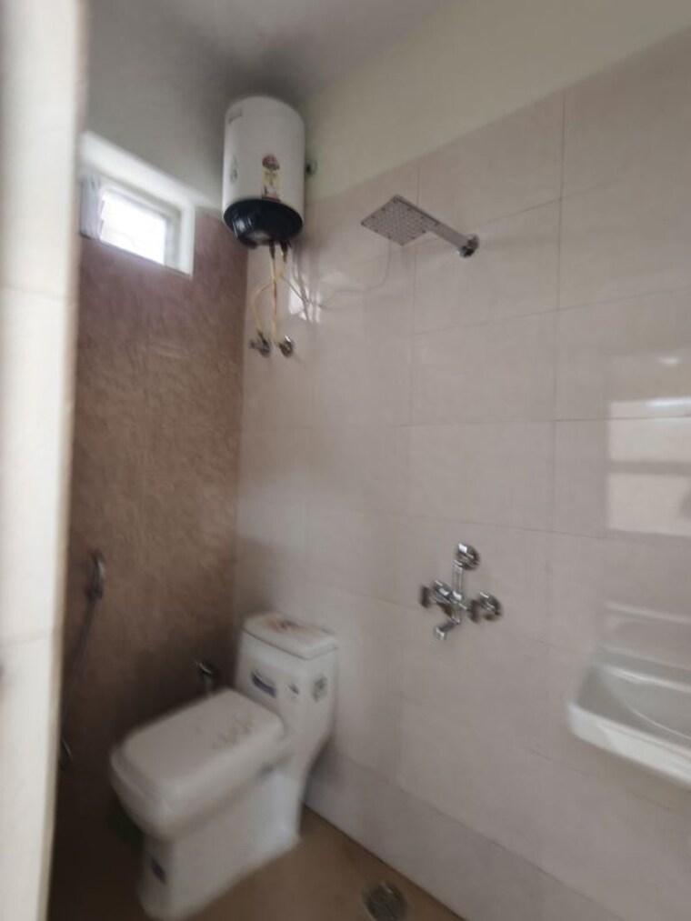 Bathroom, sri-rama-residency-kondapur 1 Bedroom 780 Sq.Ft. Apartment In Kondapur Hyderabad 10057072