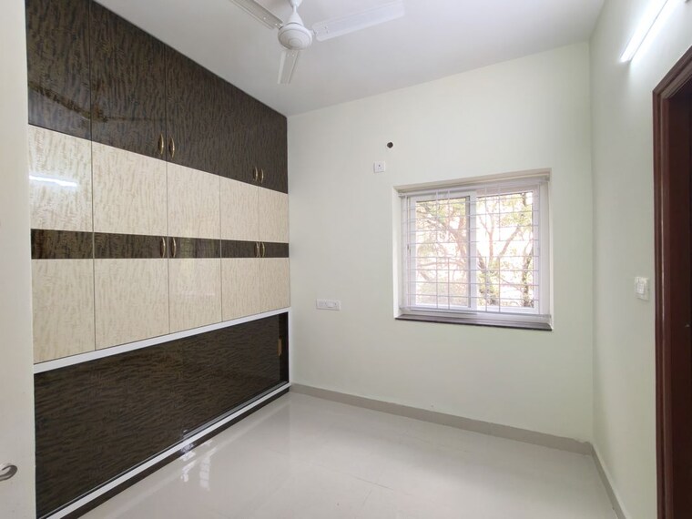 Room, sri-rama-residency-kondapur 1 Bedroom 780 Sq.Ft. Apartment In Kondapur Hyderabad 10057072