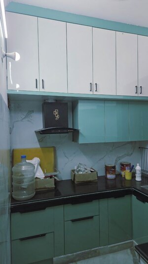 Kitchen in 2 BHK Villa at Gomti Nagar – for Rent