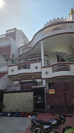 2 BHK Villa For Rent in Gomti Nagar