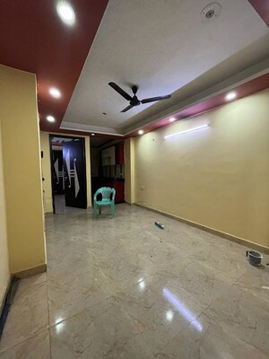 Room in 2 BHK Builder Floor at Hargobind Enclave – for Rent