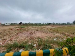 Plot For Sale in Sector 78