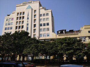  Shop For Sale in DLF Cross Point, Sector 28