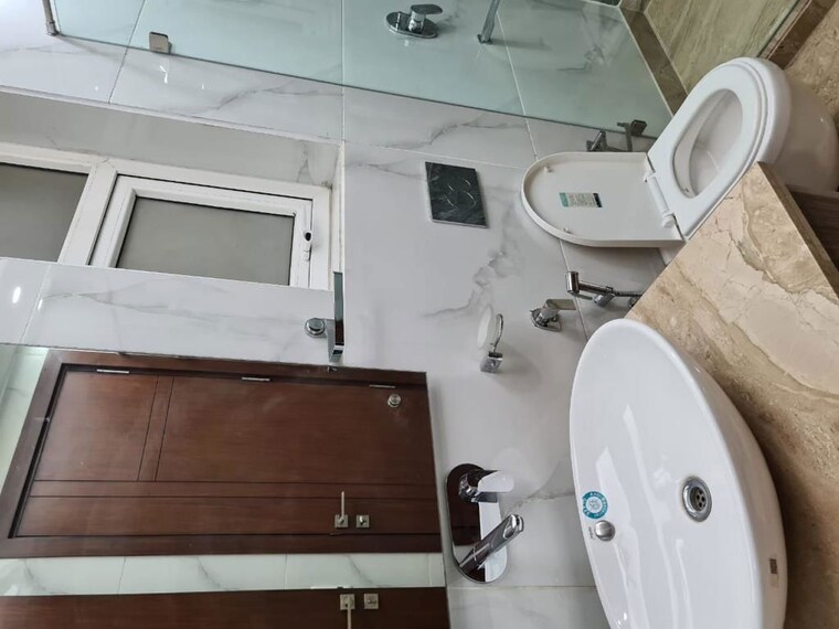 Kitchen, jeewan nagar 2.5 Bedroom 140 Sq.Yd. Builder Floor In Jeewan Nagar Delhi 10057183