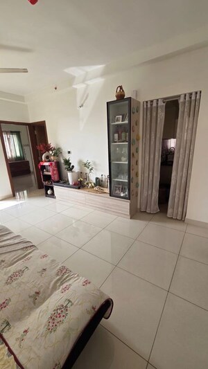 Parking in 2 BHK Apartment at Prestige Finsbury Park Hyde, Bagaluru – for Rent