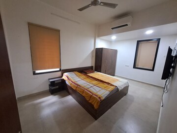 Bedroom in 2 BHK Apartment at Neelkanth Greens, Manpada – for Rent