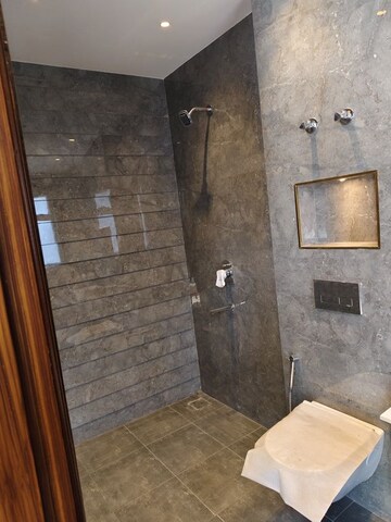Bathroom in 1 RK Apartment at DLF Cyber SEZ, Sector 24 – for Rent
