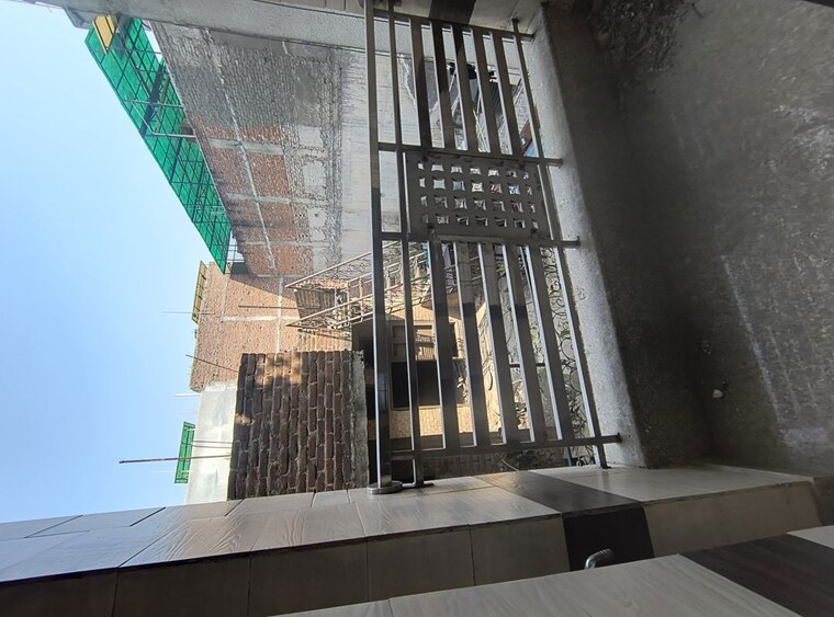 Balcony, govindpuri 3 Bedroom 950 Sq.Ft. Builder Floor In Govindpuri Delhi 10057215