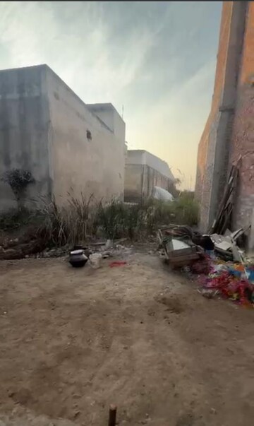  Plot For Sale in Krishna Colony