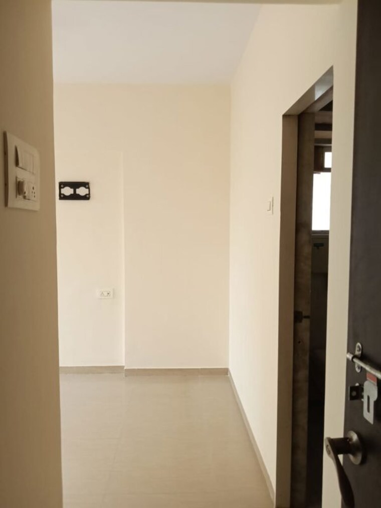 Room, neelkanth-greens 2 Bedroom 700 Sq.Ft. Apartment In Manpada Thane 10057236