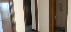 Building Lobby in 3 BHK Apartment at Parsvnath Exotica, Sector 53 – for Rent