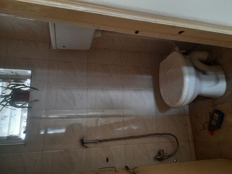 Bathroom, pooja-alka-uttam-enclave 2 Bedroom 750 Sq.Ft. Builder Floor In Mundhwa Pune 9986612