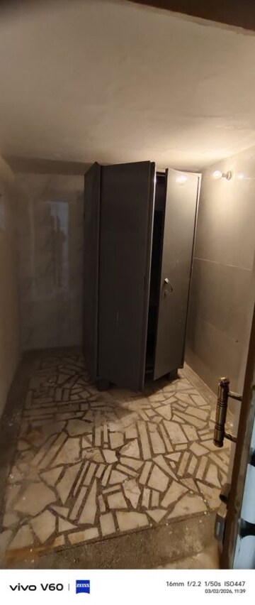 Building Lobby in 1.5 BHK Independent House at RWA Apartments Sector 41, Sector 41 – for Rent