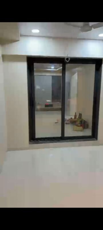 Room in 2 BHK Apartment at Raghav Amara, Kurla – for Rent