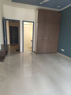 3 BHK + Extra Room Apartment For Sale in Emaar MGF Emerald Hills