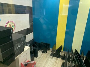   Office Space at Sector V – for Rent