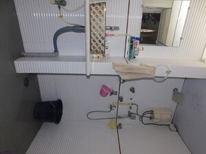 Team Area in 2 BHK Apartment at A1 Apartment, Malabar Hill – for Sale