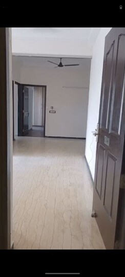 3 BHK + Servant Room Apartment For Sale in Dasnac The Jewel