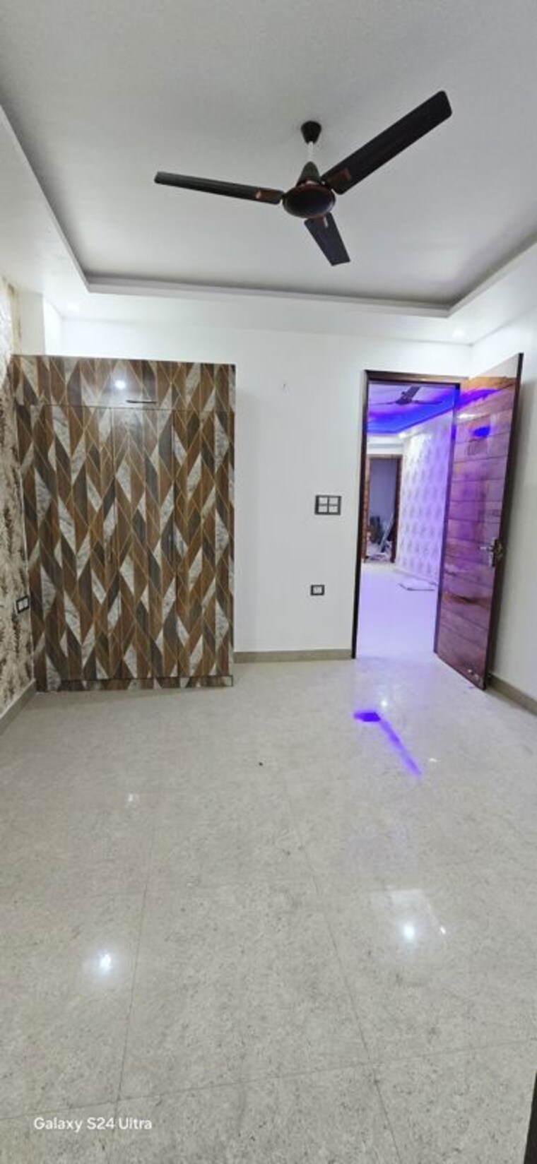 Room, sector 73 2.5 Bedroom 1150 Sq.Ft. Builder Floor In Sector 73 Noida 10057356