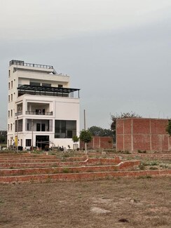 Plot For Sale in Raebareli Road