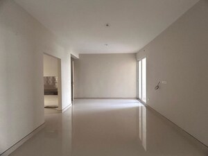 Room in 2 BHK Apartment at Ajnara Le Garden, Sector 16b Greater Noida – for Rent