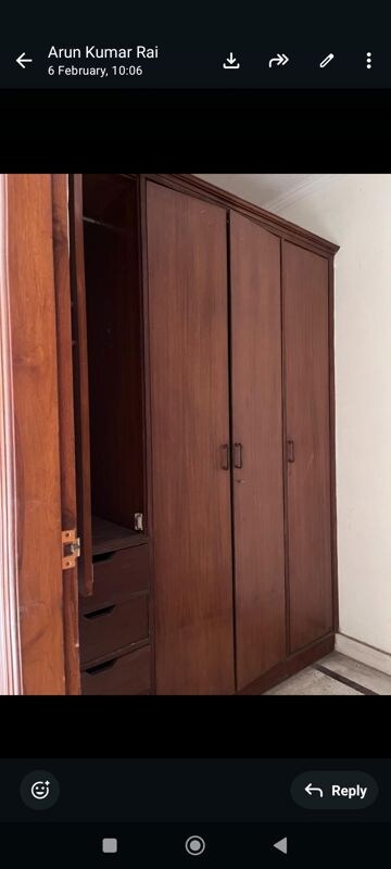 Furnished Amenities in 3.5 BHK Builder Floor at Navjeevan Vihar – for Sale