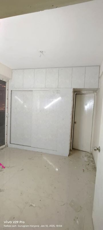 Room in 2 BHK Apartment at Signature Global Synera, Sector 81 – for Rent