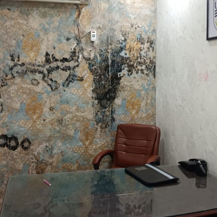 Living Room, sector 34 Commercial Office Space 1500 Sq.Ft. In Sector 34 Chandigarh 10057386