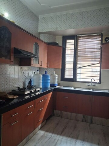 Kitchen in 3.5 BHK Builder Floor at Sector 28 – for Rent