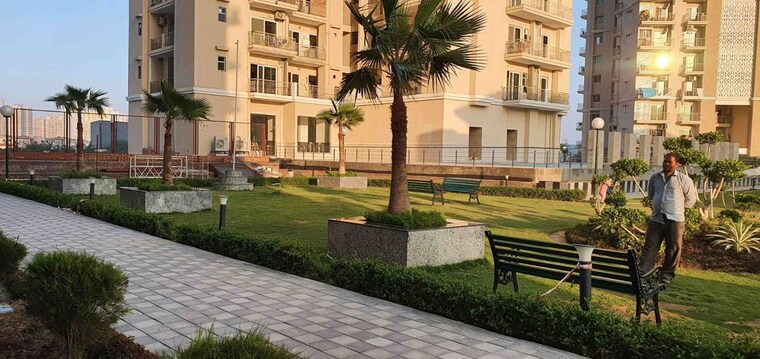 Garden, signature-global-synera 1.5 Bedroom 440 Sq.Ft. Apartment In Sector 81 Gurgaon 10057397