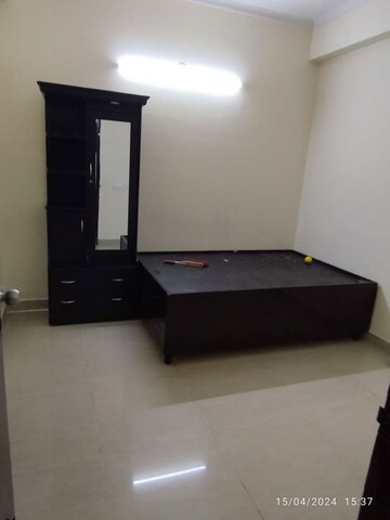 Living Room in 2.5 BHK Apartment at JNC The Park, Sector 16c Greater Noida – for Rent