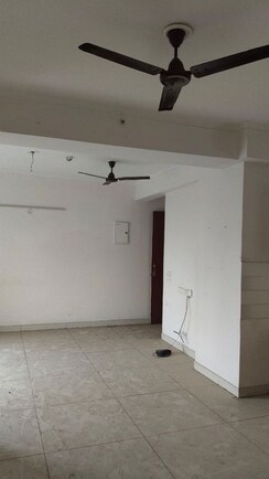 2.5 BHK + Study Room Apartment For Rent in JNC The Park