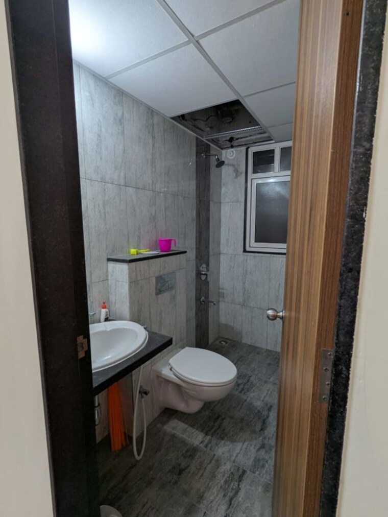Bathroom, kolte-patil-life-republic 2 Bedroom 920 Sq.Ft. Apartment In Hinjewadi Pune 10057395