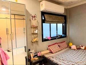 Living Room in 3 BHK Apartment at Guru Krupa CHS Mulund West, Mulund West – for Rent