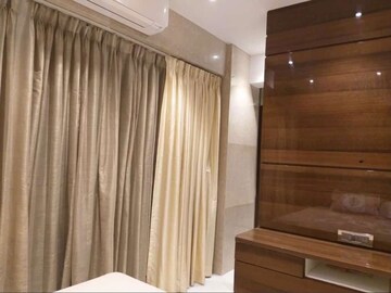Bedroom in 3 BHK Apartment at Loyalka Apartment, Malabar Hill – for Sale