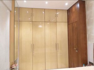 Furnished Amenities in 3 BHK Apartment at Loyalka Apartment, Malabar Hill – for Sale