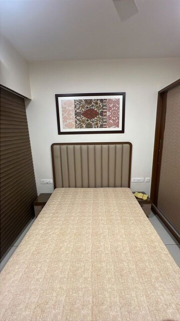 Bedroom in 2 BHK Apartment at Chandak 34 Park Estate, Goregaon West – for Rent