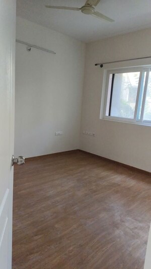 Room in 2 BHK Apartment at Brigade Parkside North, Jalahalli – for Rent