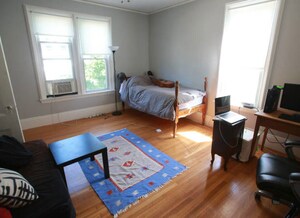 2 BHK Independent House For Rent in Sector 20