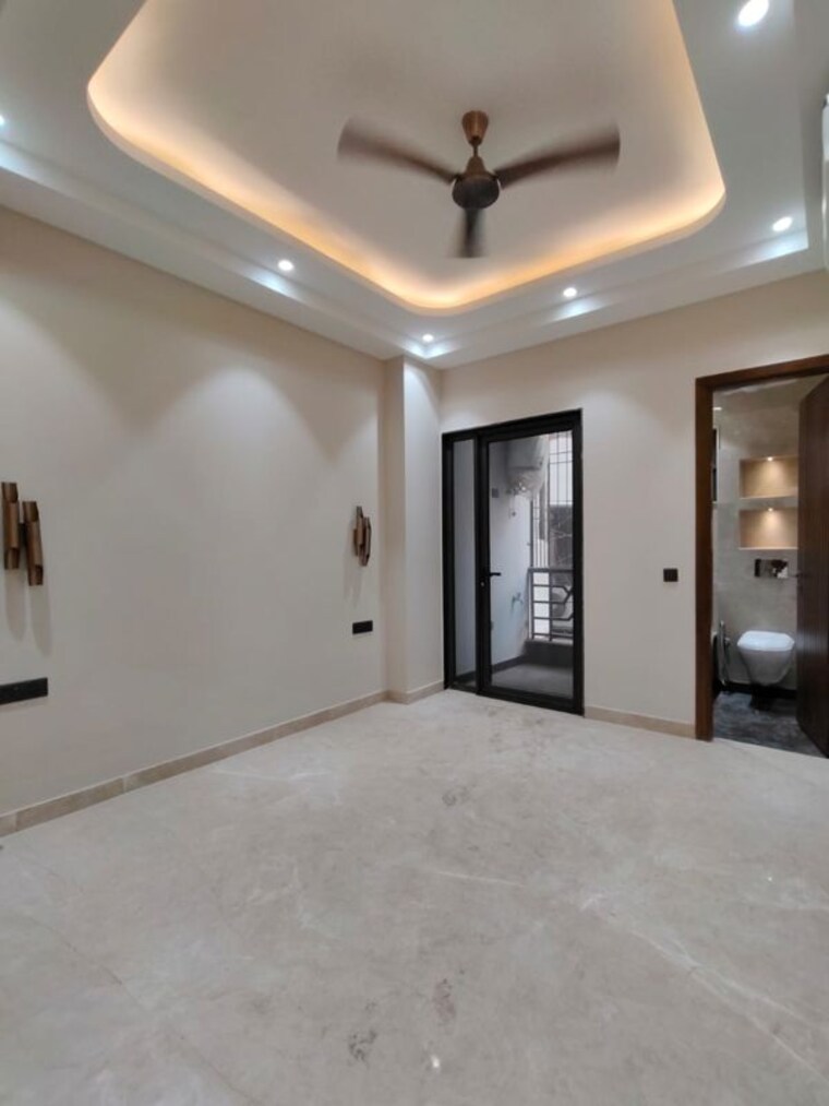 Room, lajpat nagar ii 4 Bedroom 1800 Sq.Ft. Builder Floor In Lajpat Nagar ii Delhi 10057471