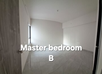 Bathroom in 2 BHK Apartment at Bhagya Laxmi Apartment Giragaon, Girgaon – for Rent
