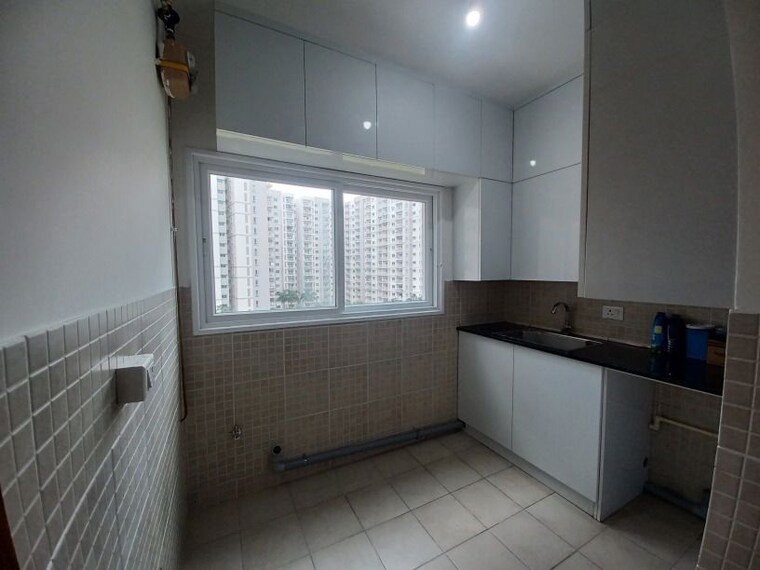 Kitchen, l-t-raintree-boulevard 3.5 Bedroom 1920 Sq.Ft. Apartment In Hebbal Bangalore 10057494