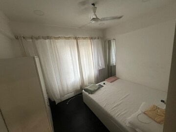 Bathroom in 1.5 BHK Apartment at Khar West – for Rent