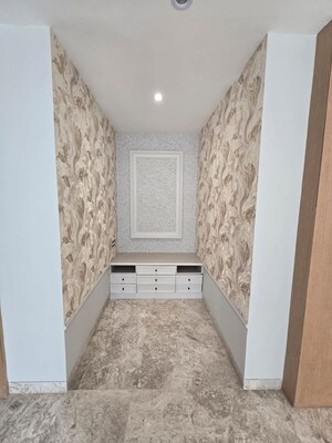 Study Room in 5 BHK Builder Floor at Sector 1 Vaishali – for Sale