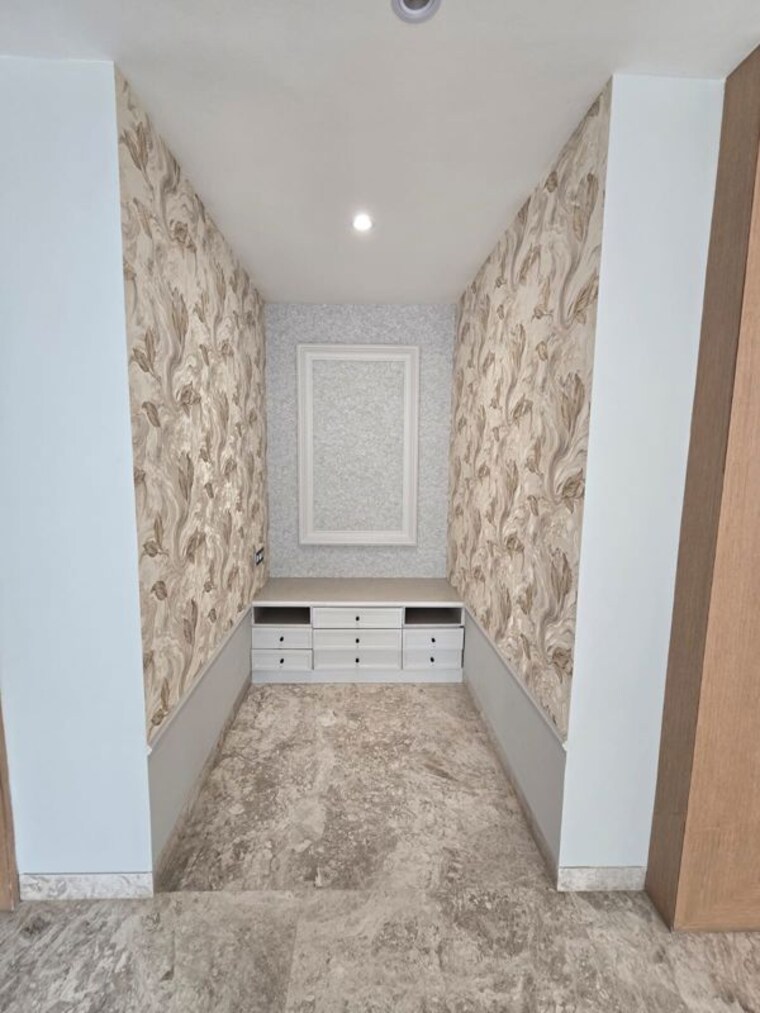 Study Room, sector 1 vaishali 5 Bedroom 500 Sq.Yd. Builder Floor In Sector 1 Vaishali Ghaziabad 10057544