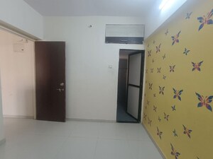Room in 1 BHK Apartment at Prithvi Regency, Tembhode – for Rent