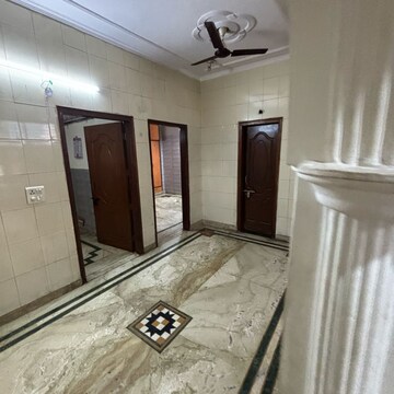 2 BHK Builder Floor For Rent in RWA Apartments Sector 72, Sector 72