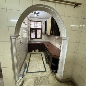 Building Lobby in 2 BHK Builder Floor at RWA Apartments Sector 72, Sector 72 – for Rent